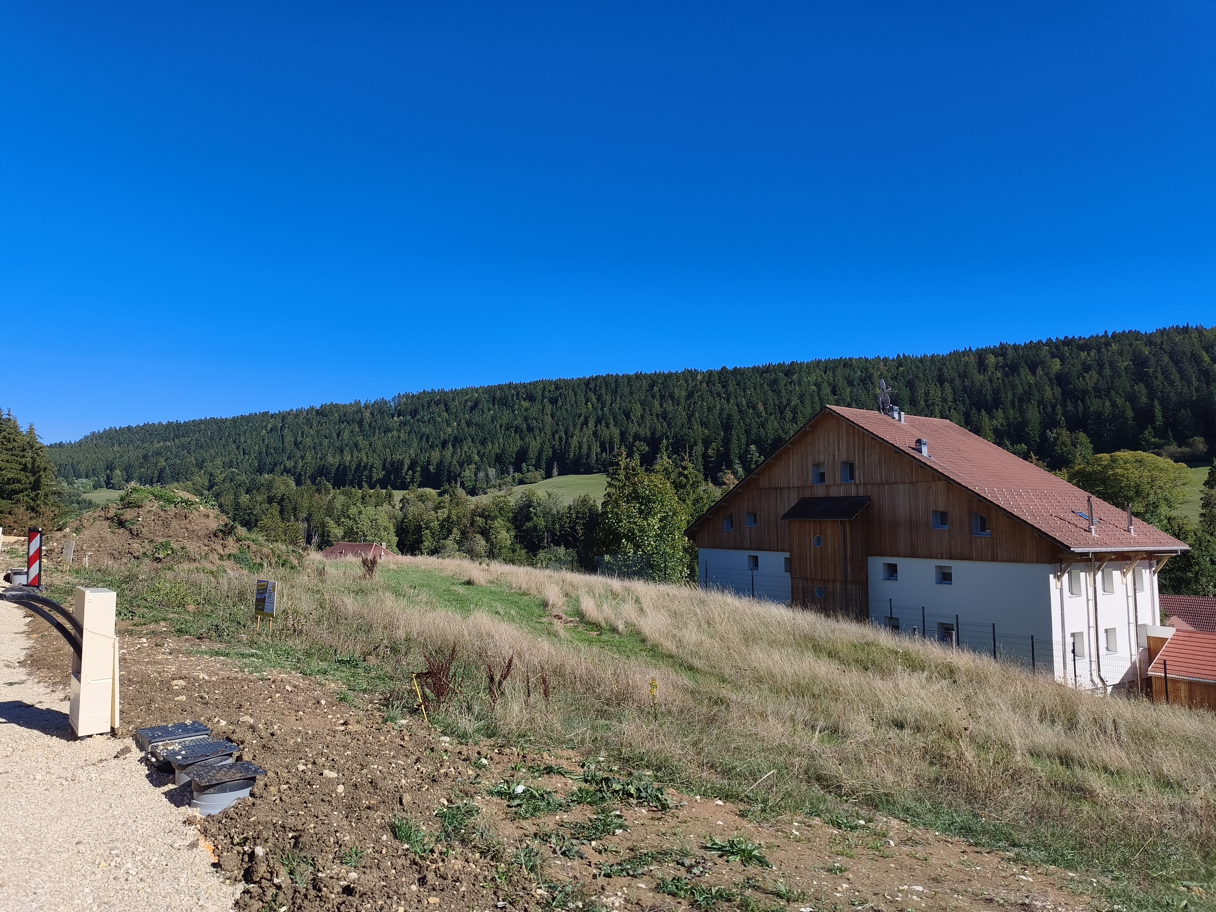 TERRAIN MONTBENOIT - photo 3