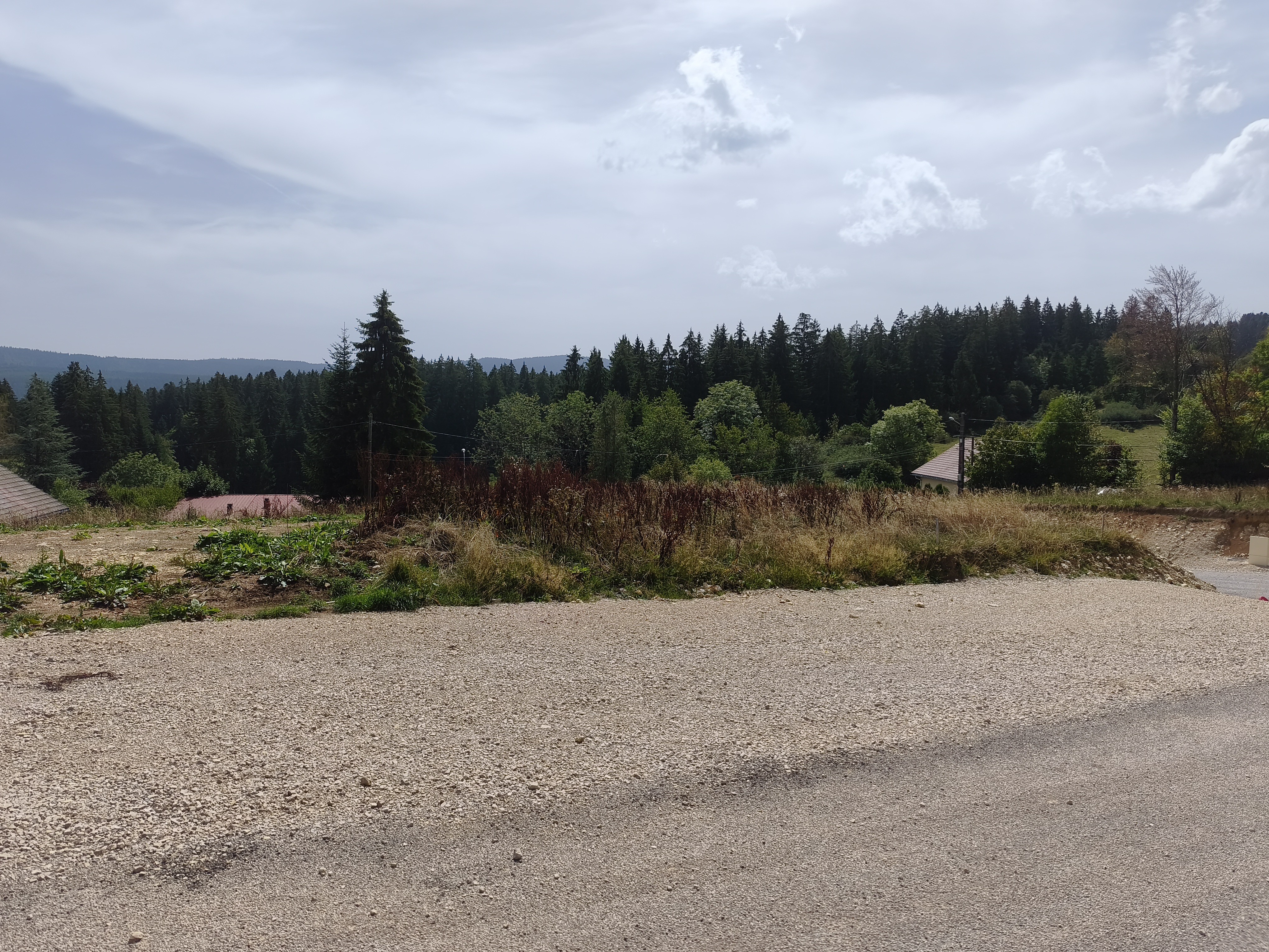 TERRAIN MORTEAU TOUT VENT
