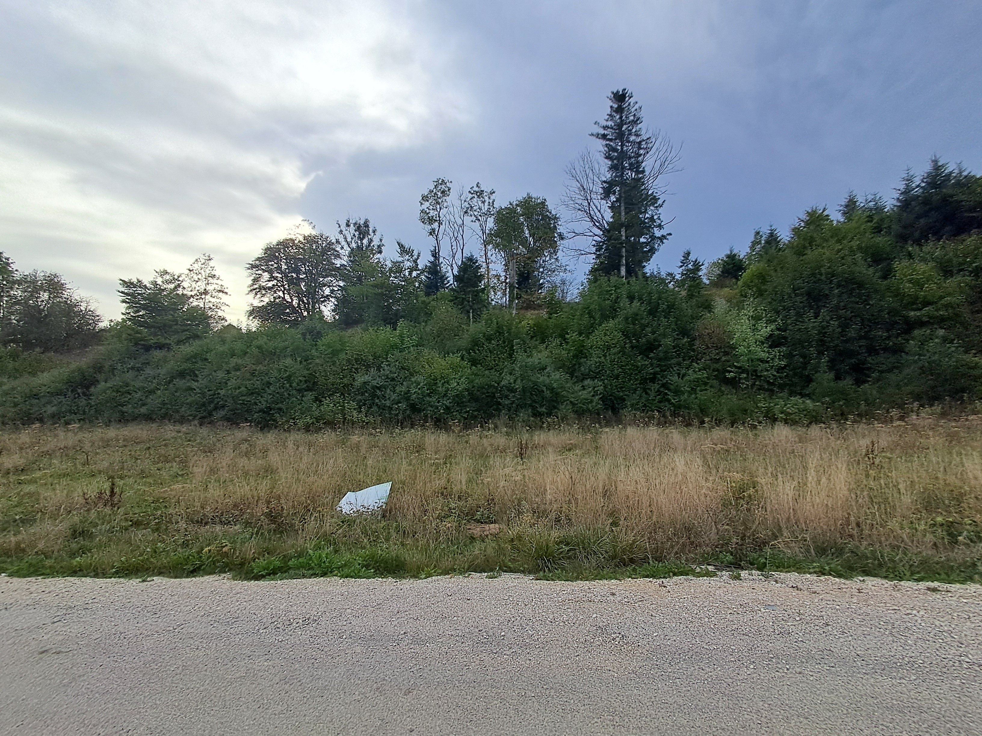 TERRAIN LE BELIEU - photo 3