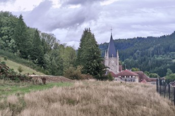 TERRAIN MONTBENOIT