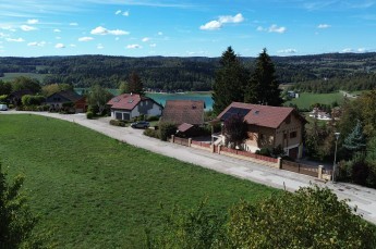 TERRAIN MONTPERREUX 2
