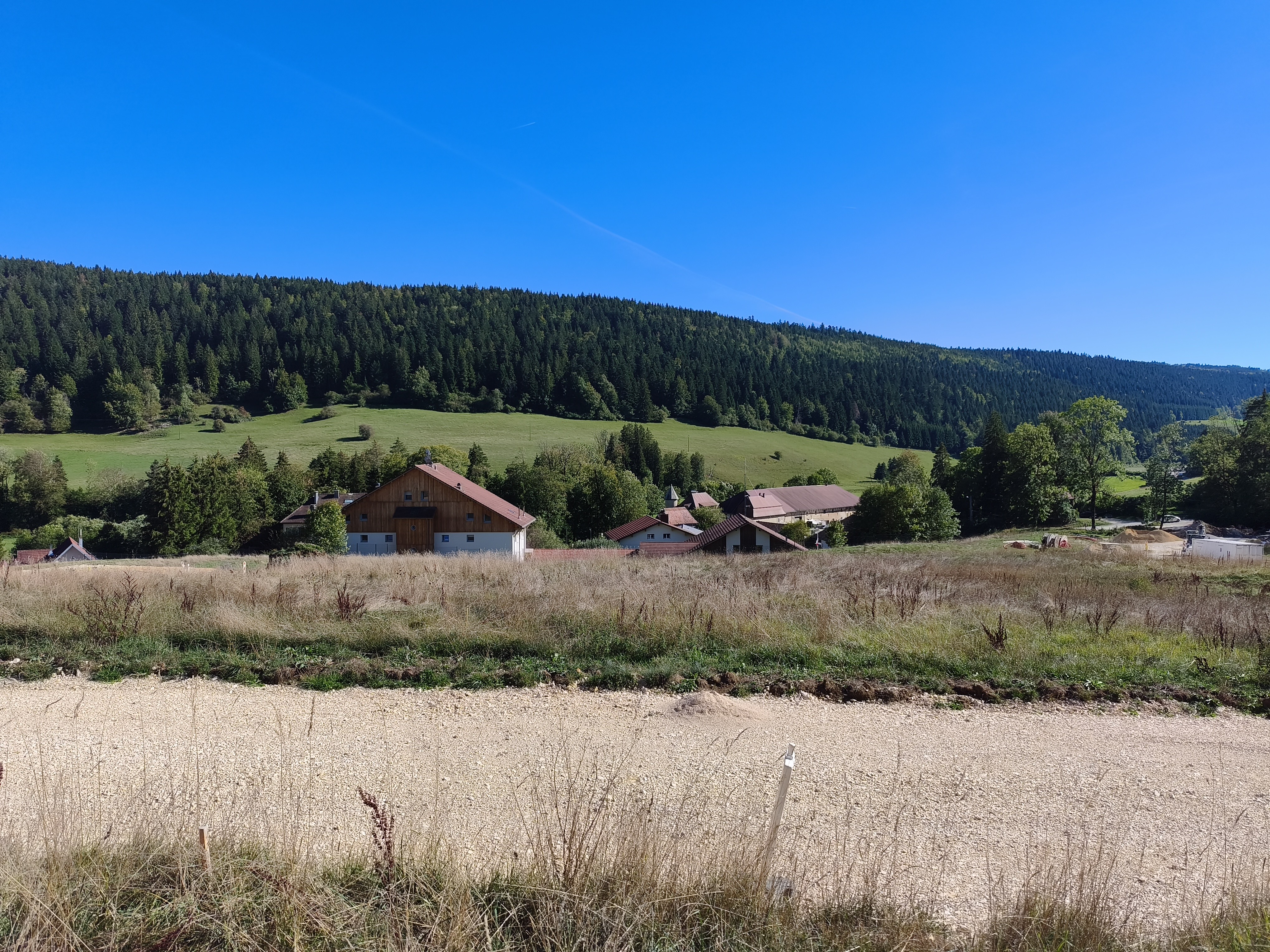 TERRAIN MONTBENOIT - photo 2